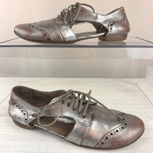 MARSELL Womens (37.5) Metallic Silver Rub Off Oxfords Leather Indie Brogue Italy